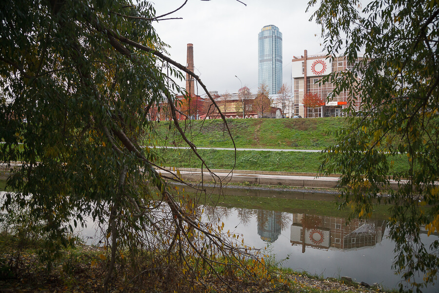 Екатеринбург, Вид на Высоцкий, 2013