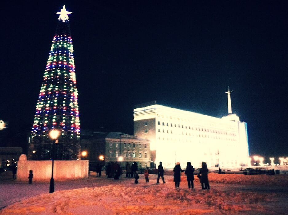 Центральная площадь, Достопримечательности Томска