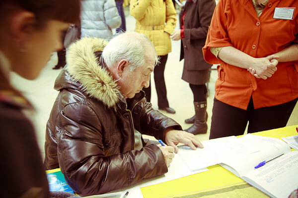 Выборы в госдуму 2011, 4 декабря. Скандальный дед
